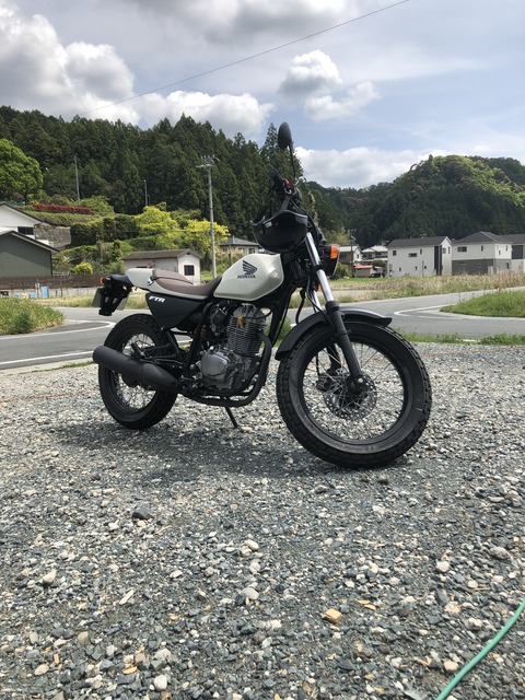 007F96C9-8CC3-4D04-81EF-83EC2A8C58D6