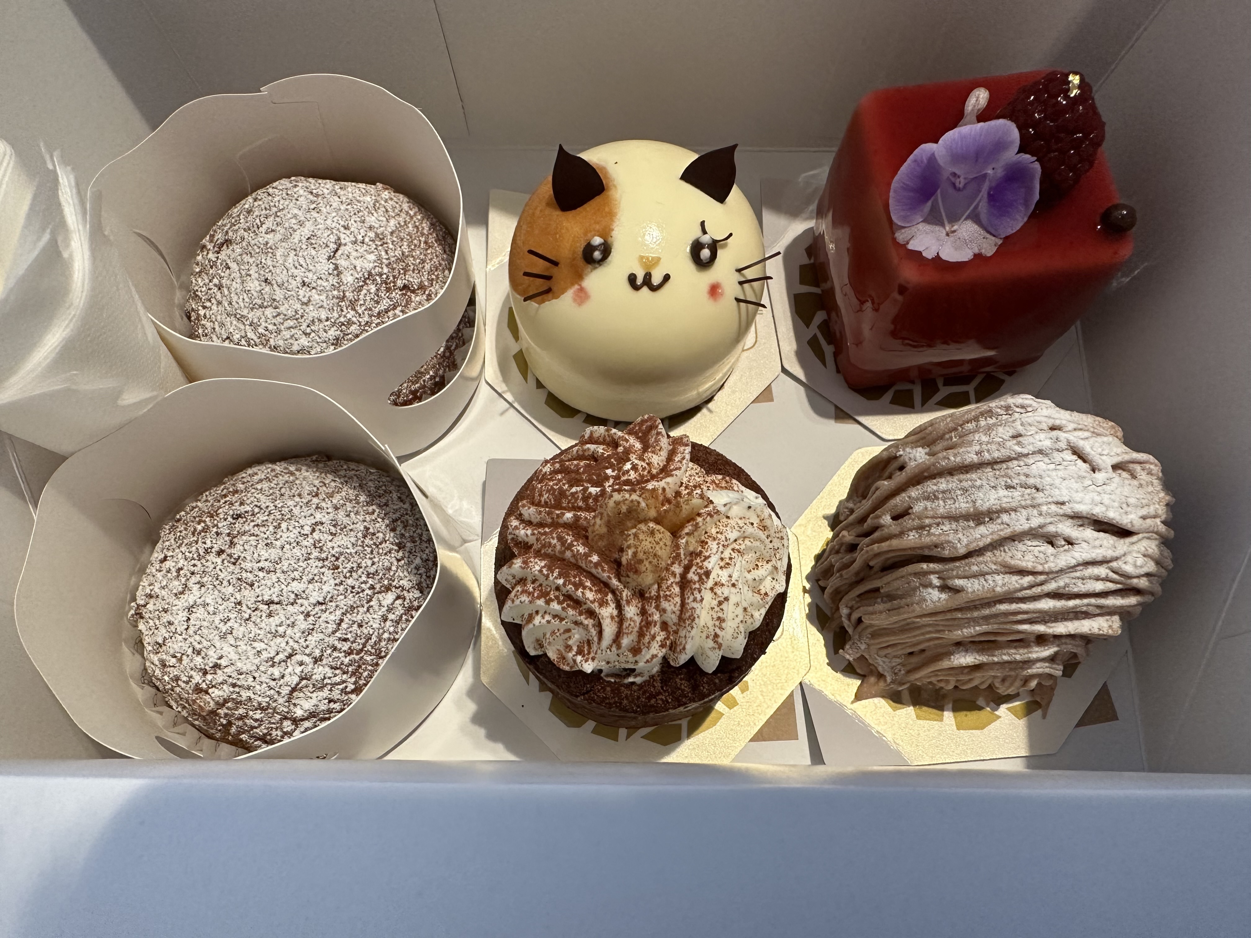 近所のケーキ屋